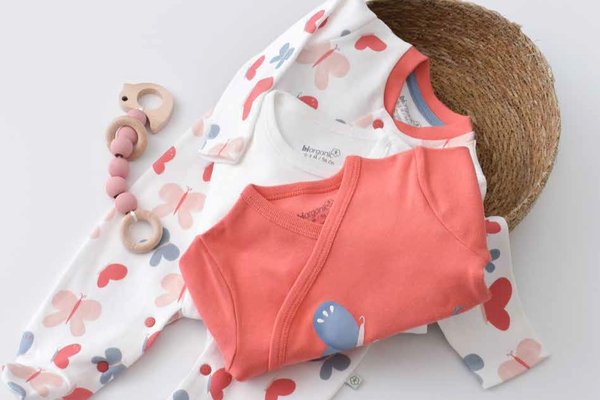 Babykleider aus 100% Bio Baumwolle