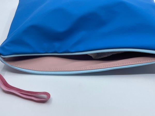 Bikini Bag - Wachstuch au maison -Lacy Stil - Rosen - blau