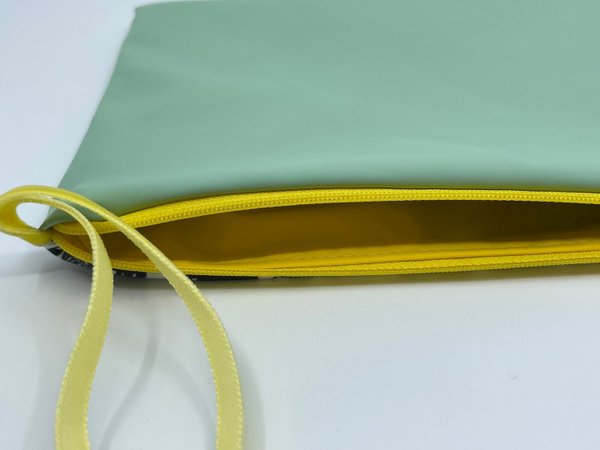 Bikini Bag - Scherenschnitt - wasserabweisend - handarbeit