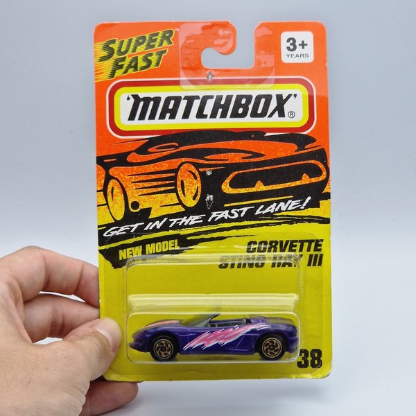 Matchbox - Corvette Stingray III - Longcard - Old Mainline